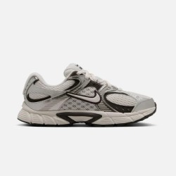 Nike Chaussures V5 Rnr - HQ6411-005