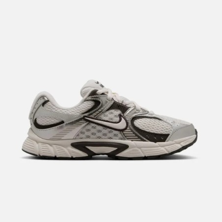 Nike Chaussures V5 Rnr - HQ6411-005